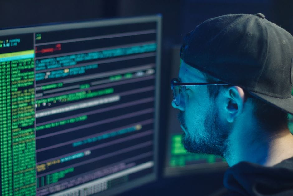 Jak poznat phishing v e-mailu a SMS